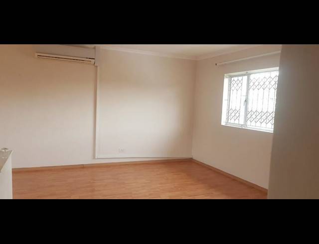 2 BEDROOM APARTMENT FOR SALE IN OVERPORT